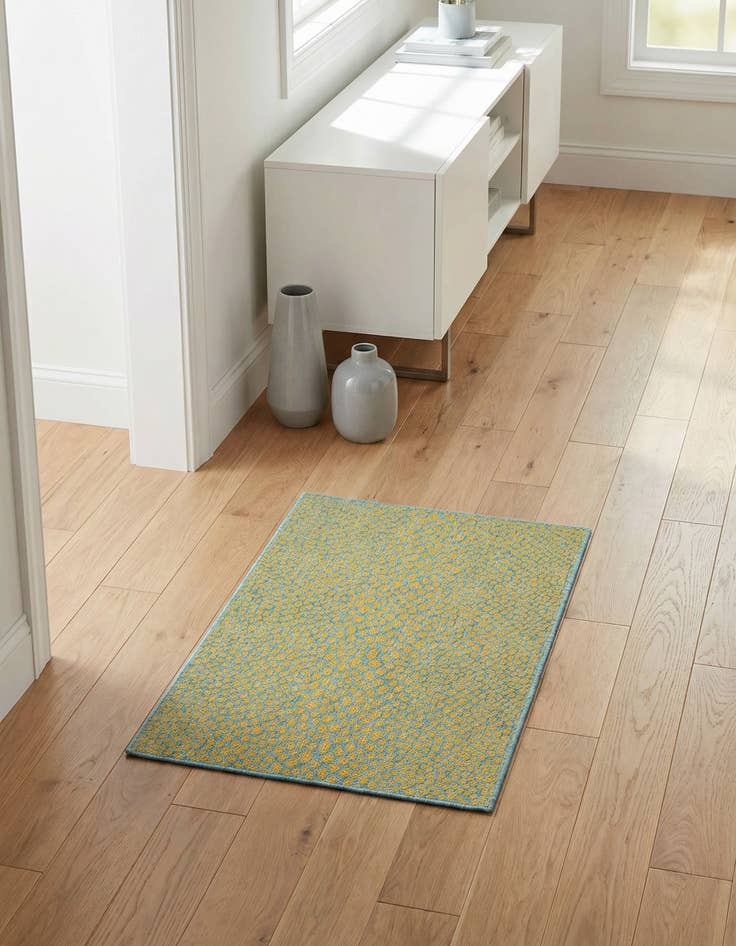 Detail image of 2' x 3' Easy-Clean Jill Zarin Cape Town Indoor / Outdoor Rug