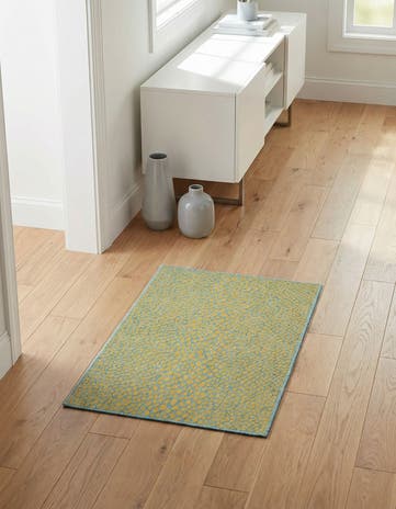 2' x 3' Easy-Clean Jill Zarin Cape Town Indoor / Outdoor Rug