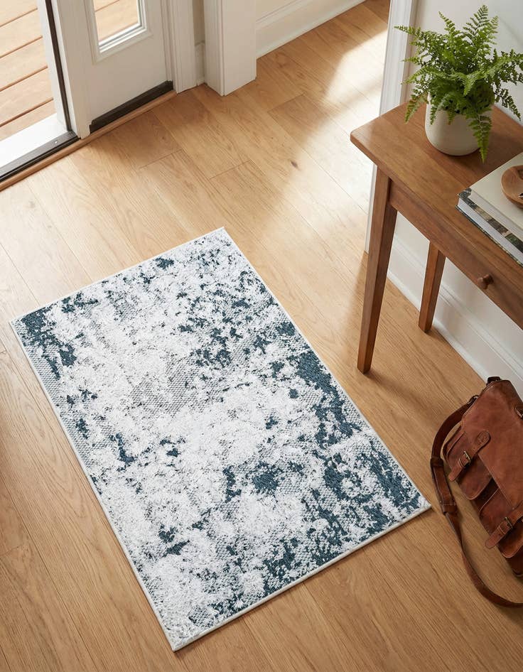 Detail image of 2' 3 x 3' Abbey Rug