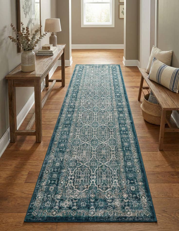 Detail image of 2' 7 x 10' Lucerne Runner Rug