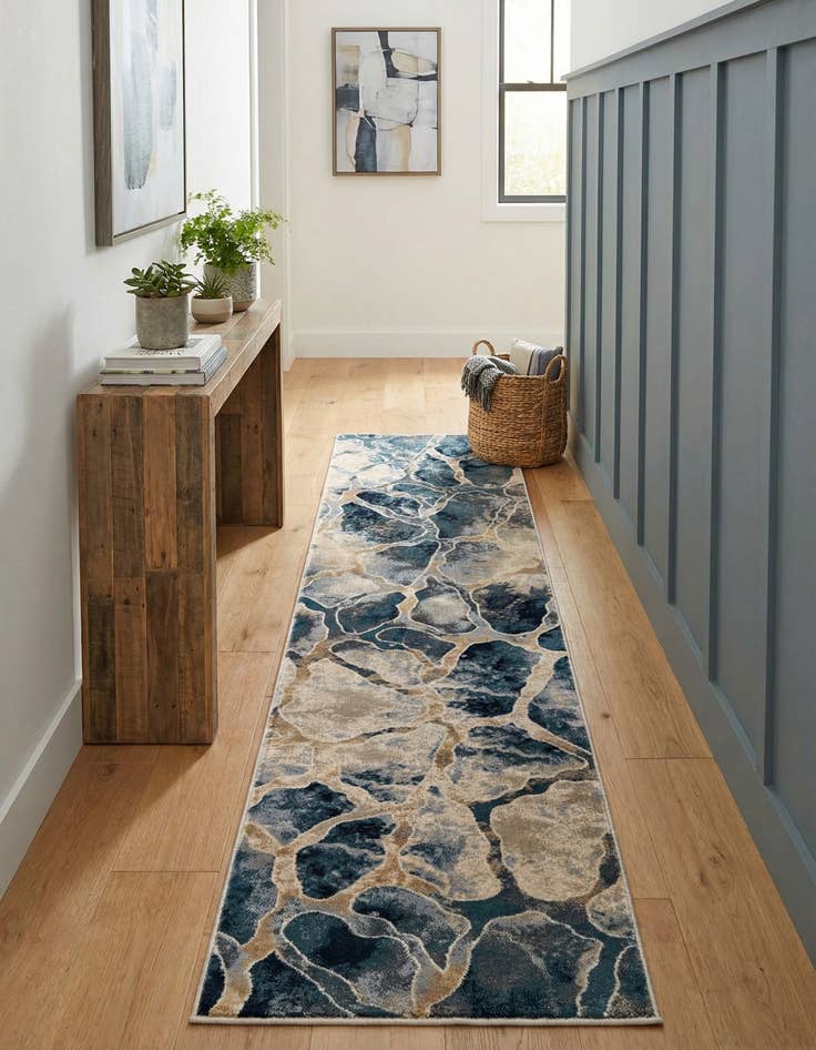 Detail image of 2' x 7' Gossamer Runner Rug