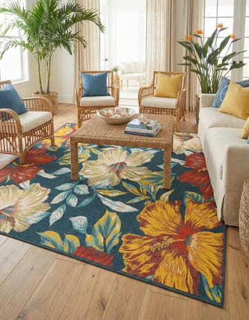 Easy-Clean Coastal Indoor / Outdoor Square Rug