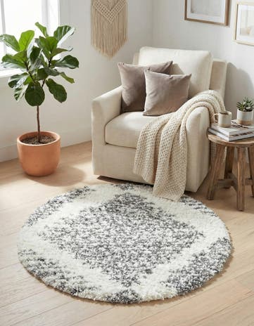 3' 3 x 3' 3 Serenity Shag Round Rug