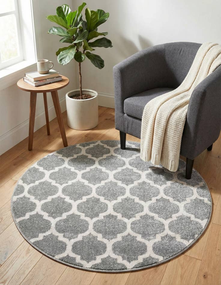 Detail image of  3' x 3' Lattice Round Rug
