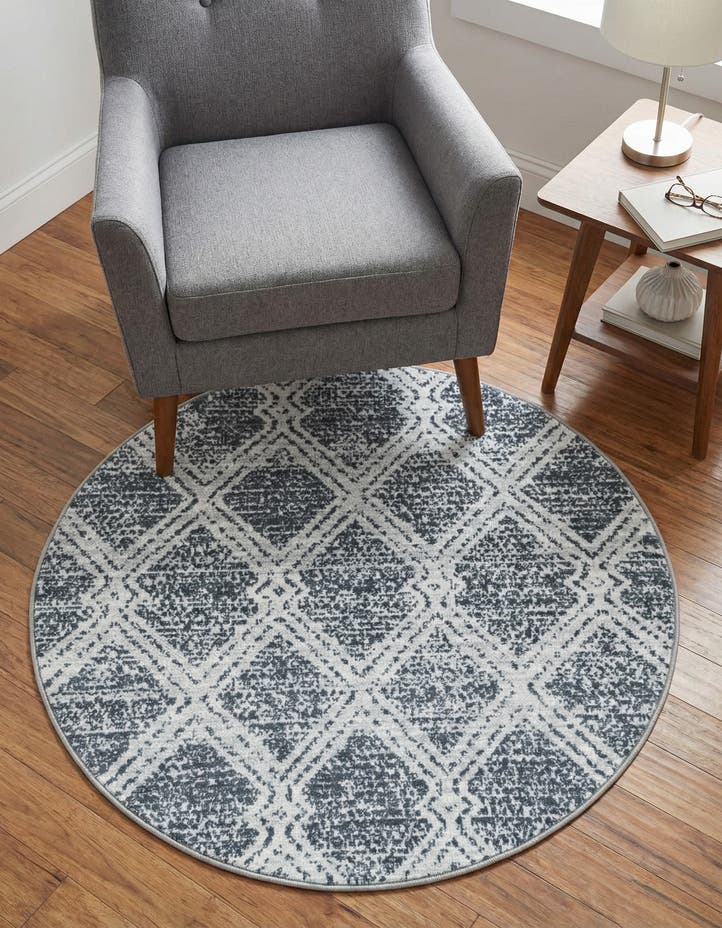 3' 3 x 3' 3 Kamala Washable Round Rug