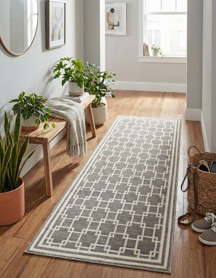 Detail image of Jill Zarin 2' x 5' Metropolitan Uptown Runner Rug