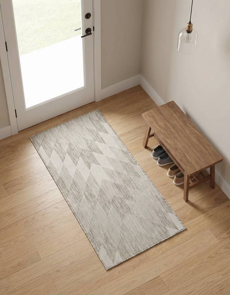 Detail image of 2' x 4'  Washable Modern Indoor / Outdoor Runner Rug