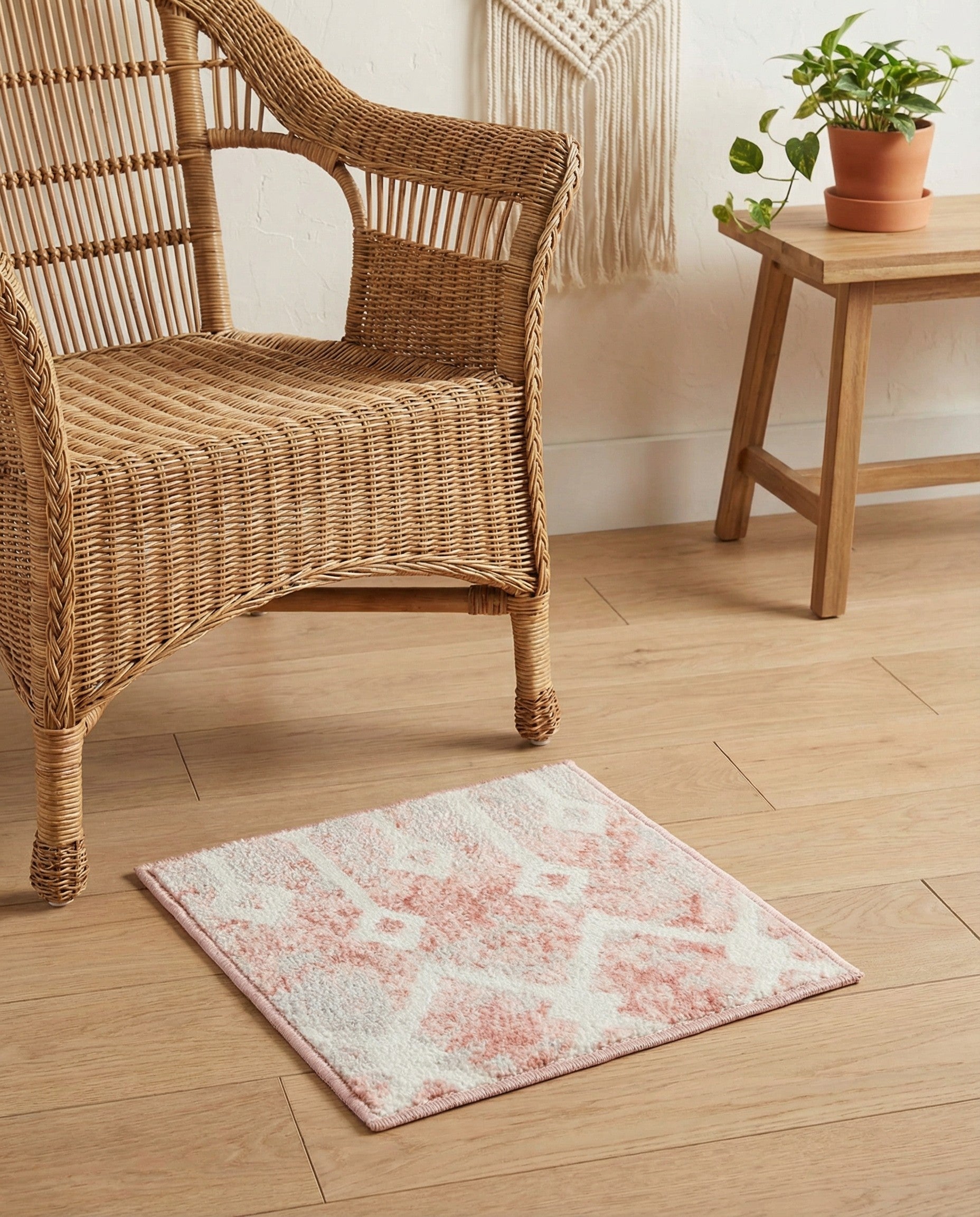 1' 4 x 1' 4 Bohemian Trellis Sample Rug