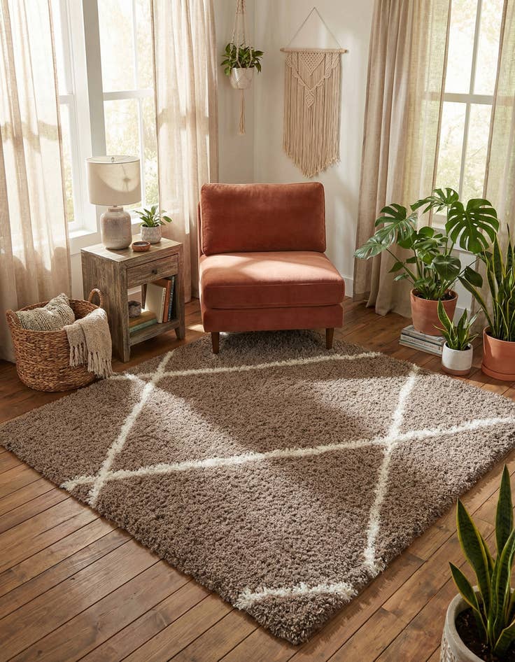 Detail image of 8' x 8' Infinity Shag Square Rug