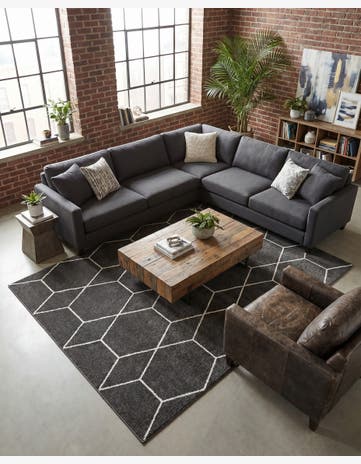 7' x 10' Lattice Frieze Rug