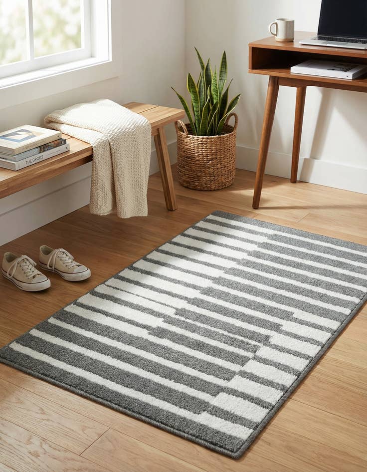 Detail image of 2' x 3' Oslo Rug