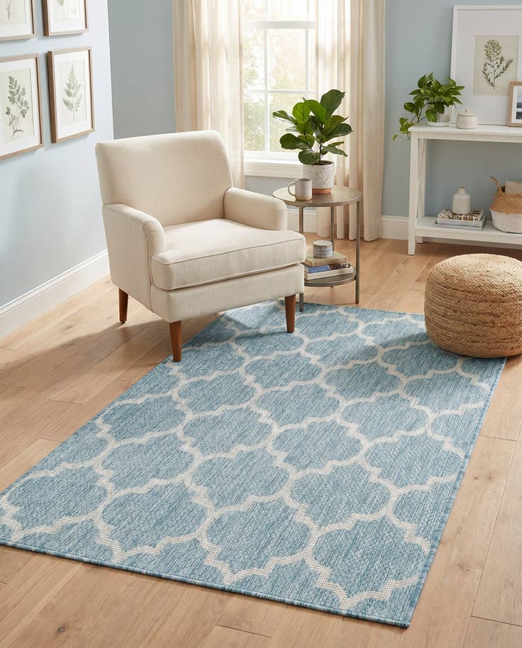 Detail image of 3' x 5' 3 Easy-Clean Trellis Indoor / Outdoor Rug
