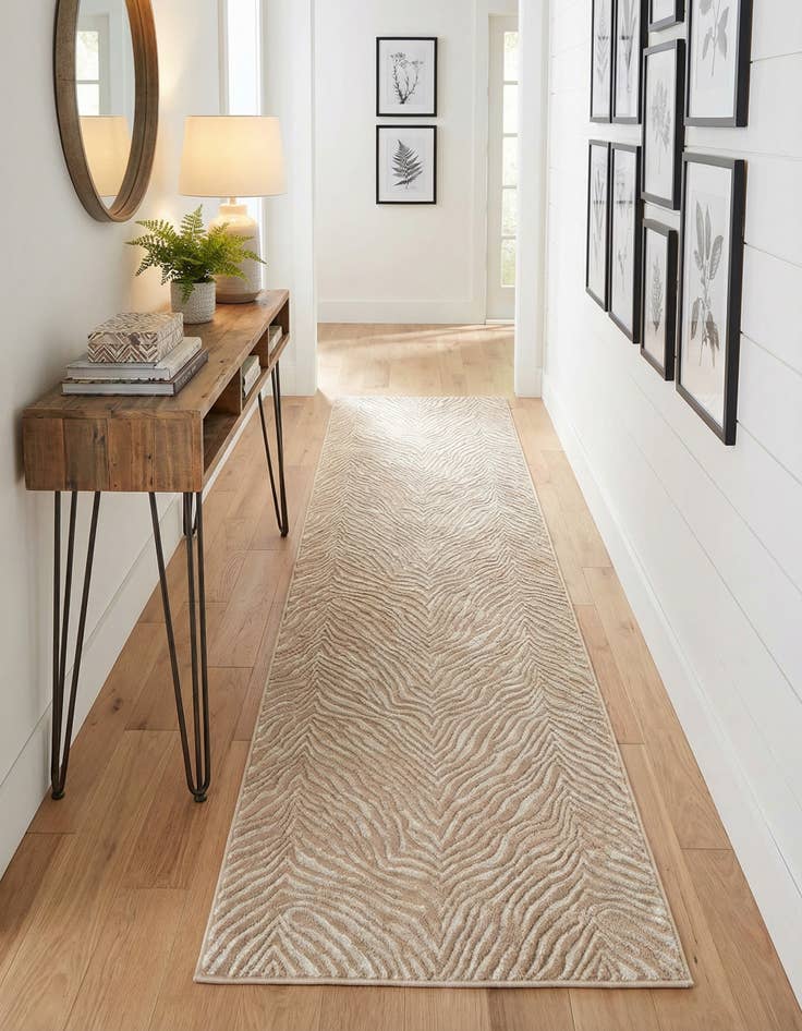 Detail image of  2' x 8' Finsbury Runner Rug