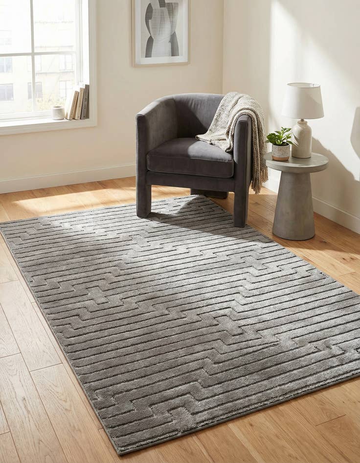 Detail image of 4' x 6' Vogue Geo Rug