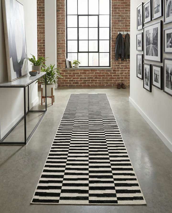 2' 7 x 12' SoHo Runner Rug