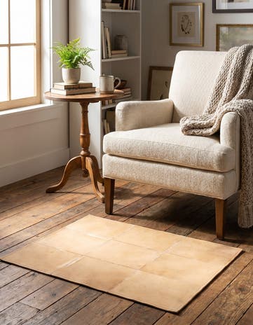 2' 1 x 3' 1 Cowhide Leather Rug