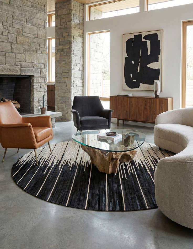 Detail image of 7' 10 x 7' 10 Cowhide Leather Round Rug