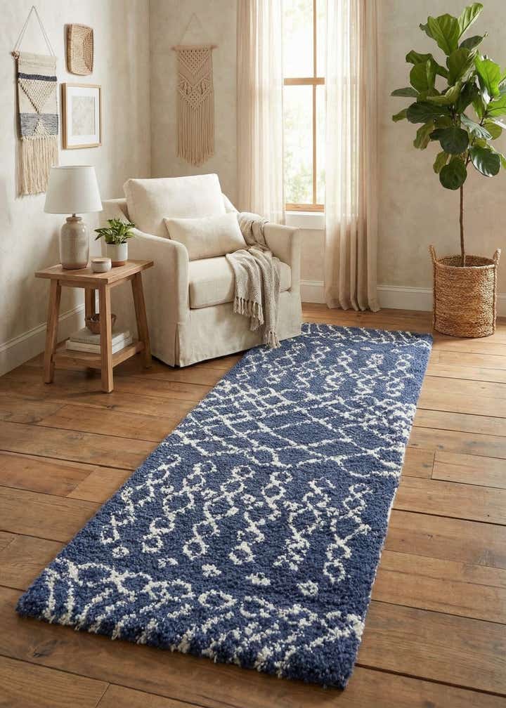 2' 7 x 6' Moroccan Shag Runner Rug