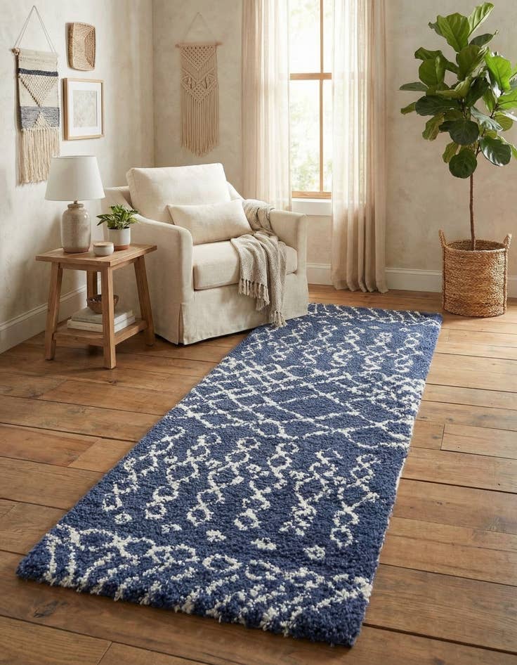 Detail image of 2' 7 x 6' Moroccan Shag Runner Rug