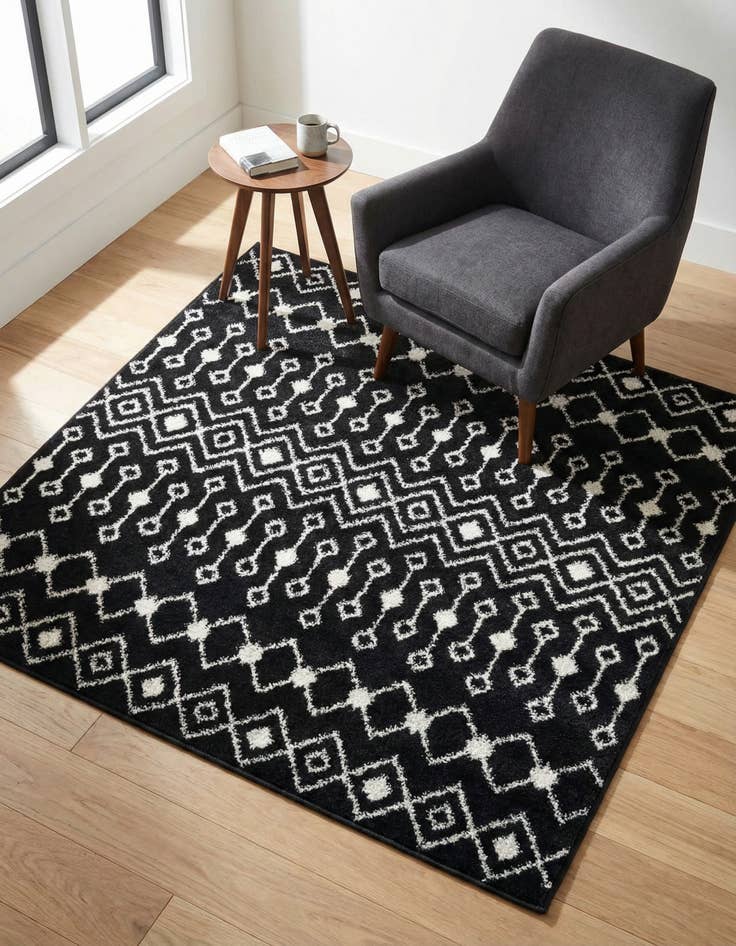 Detail image of 4' x 4' Moroccan Trellis Square Rug