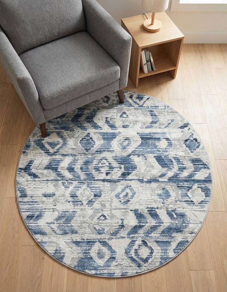 Detail image of 4' x 4' Caspian Round Rug