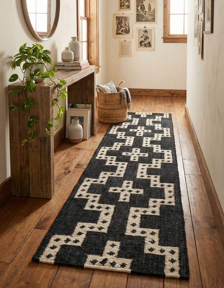 Detail image of 2' x 8' Hand Woven Kilim Wool Runner Rug