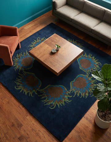 7' 7 x 7' 7 Luna Square Rug