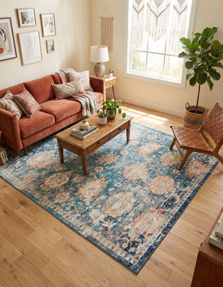 Detail image of 7' x 10' 2 Lola Rug