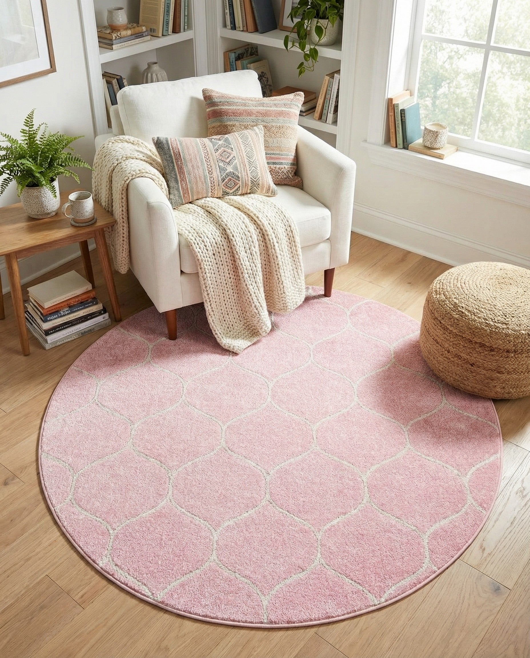 6' x 6' Lattice Frieze Round Rug