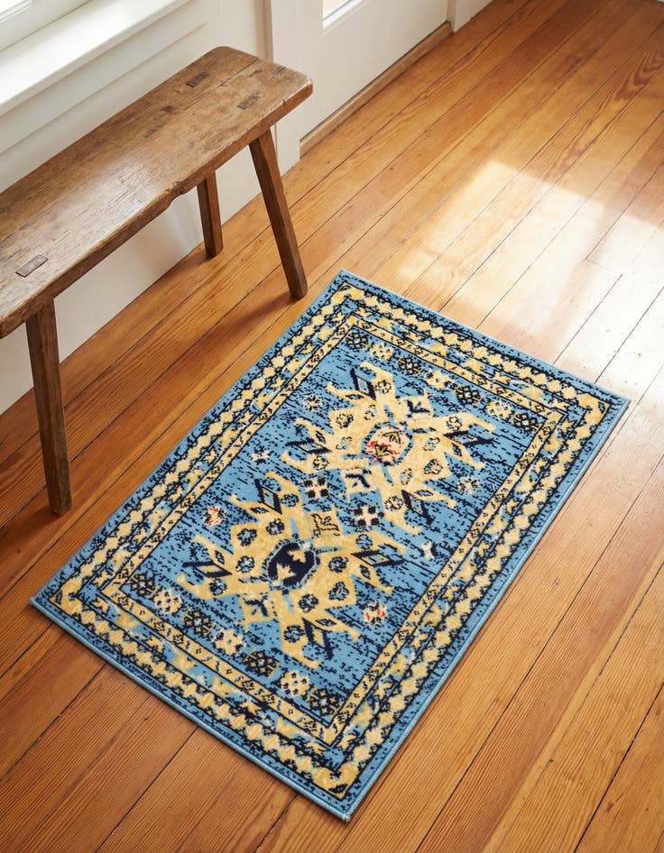 Detail image of 2' x 3' Heriz Design Rug