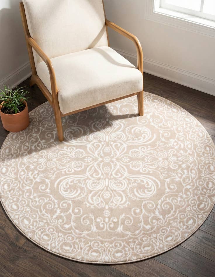 Detail image of 5' x 5' Himalaya Round Rug