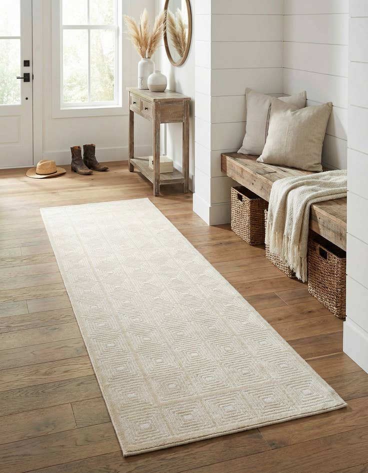 Detail image of 2' x 6' Aakaar Runner Rug