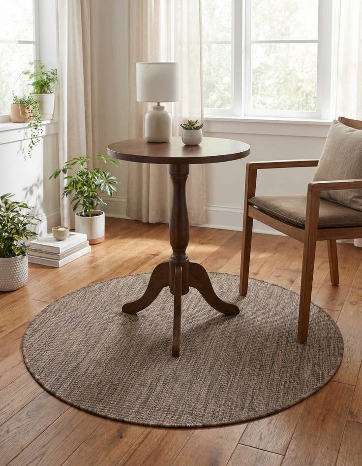 Detail image of 3' 1 x 3' 1  Washable Solid Indoor / Outdoor Round Rug