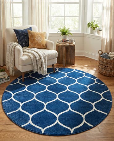  5' 3 x 5' 3 Lattice Frieze Round Rug