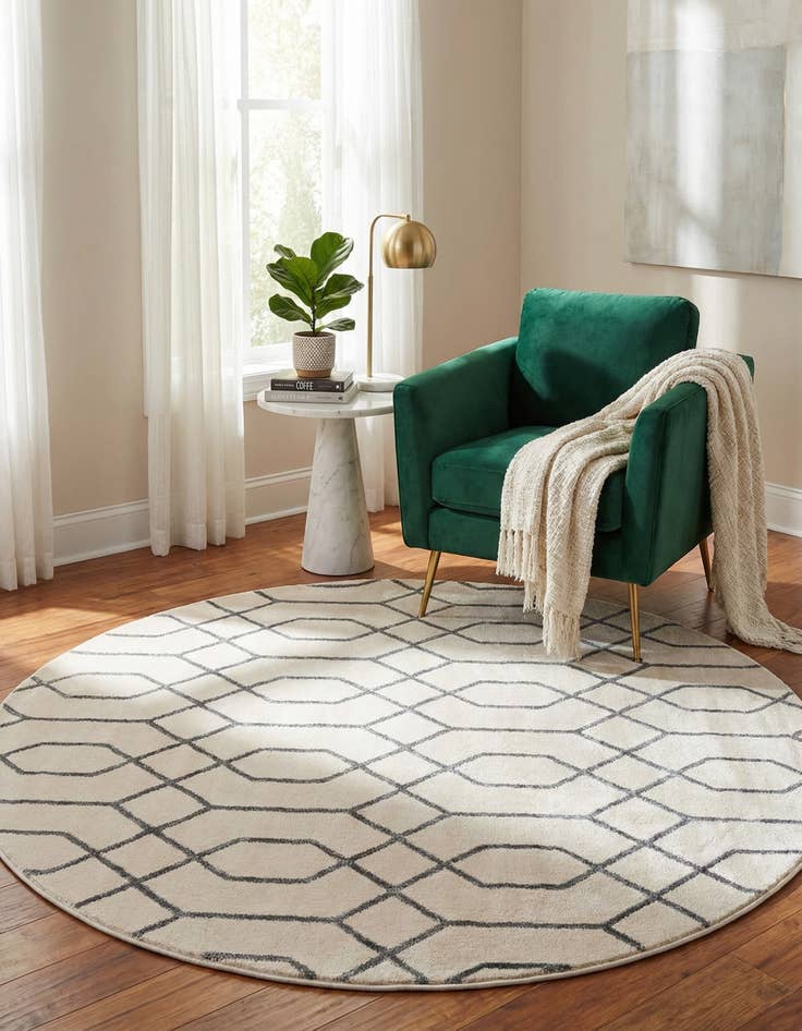 Detail image of 5' 3 x 5' 3  Marilyn Monroe&trade; Glam Trellis Round Rug