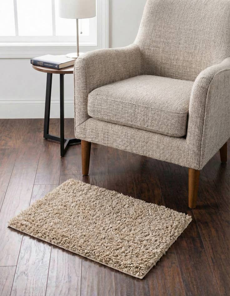 Detail image of  2' 2 x 3' Everyday Shag Rug