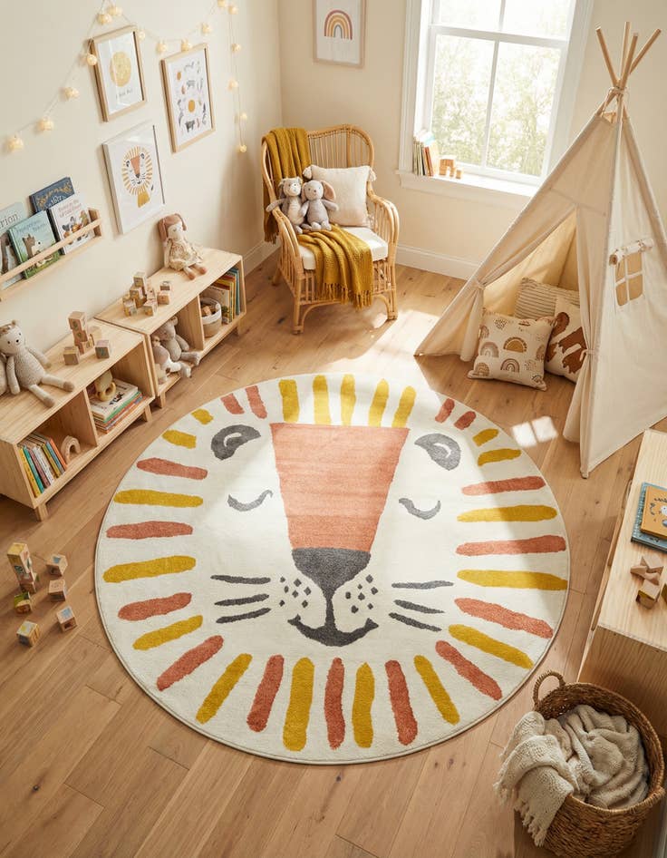 Detail image of 7' 10 x 7' 10 Lion Whimsy Kids Round Rug