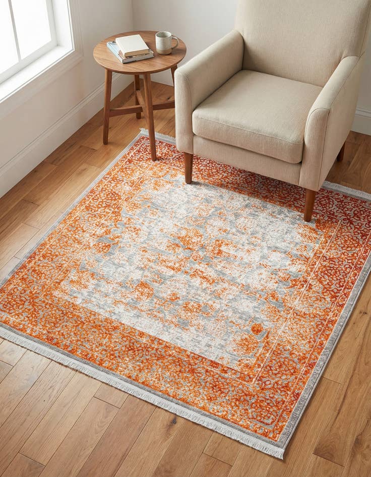 Detail image of 4' x 4' New Vintage Square Rug