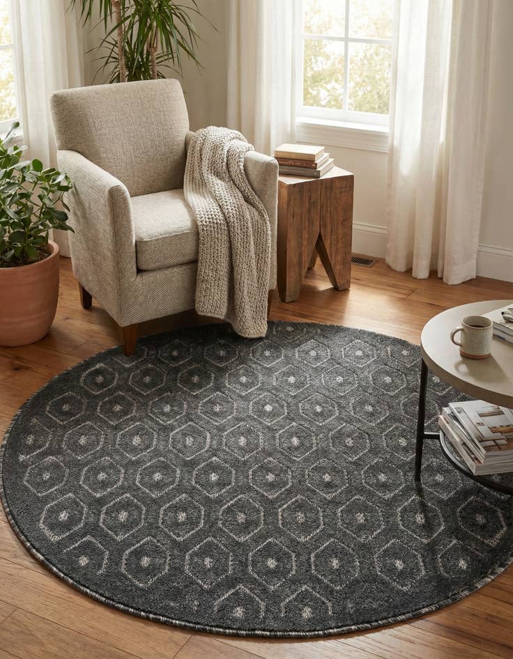 Detail image of 4' x 4'  Washable Trellis Textured Indoor / Outdoor Round Rug