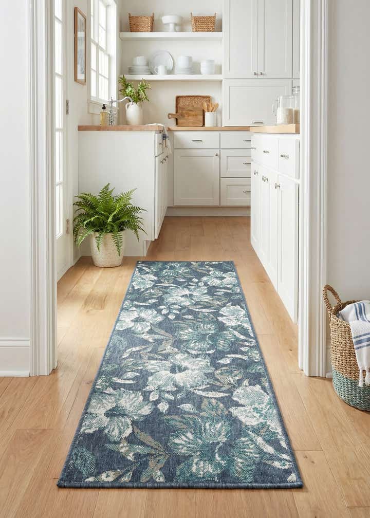 2' x 6' Easy-Clean Coastal Indoor / Outdoor Runner Rug
