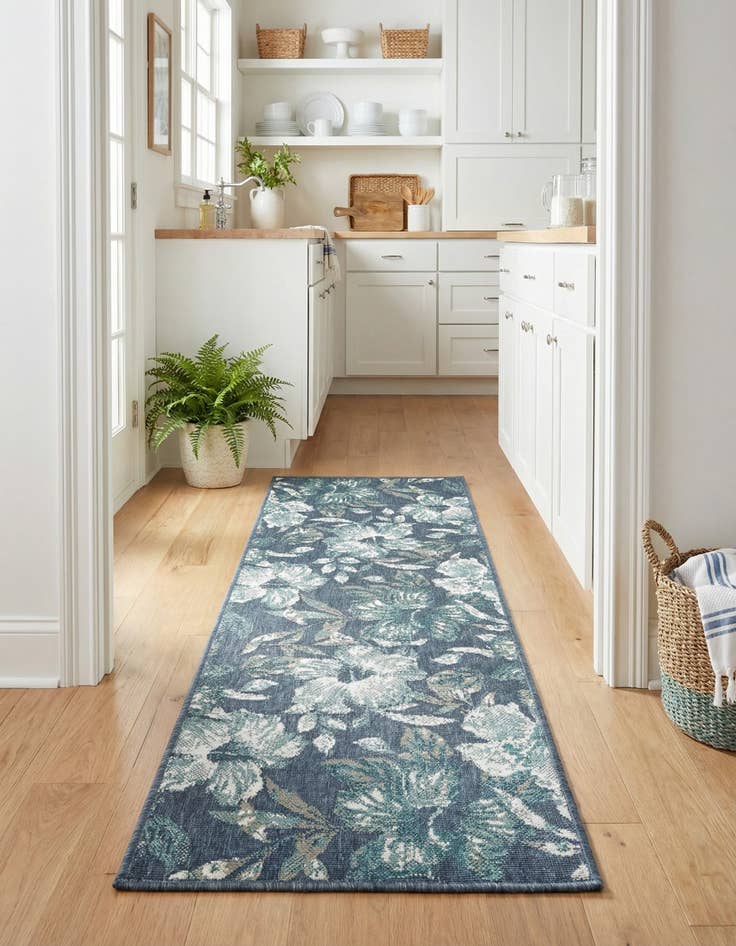 Detail image of 2' x 6' Washable Coastal Indoor / Outdoor Runner Rug