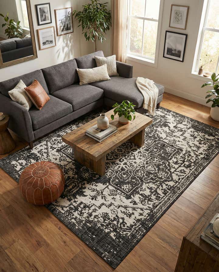 7' 10 x 10' Easy-Clean Jill Zarin Dubai Indoor / Outdoor Rug
