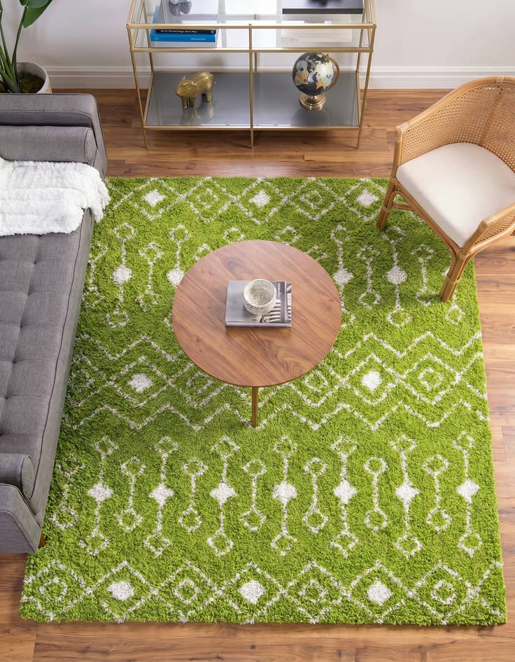 Detail image of 7' 10 x 7' 10 Moroccan Trellis Shag Square Rug