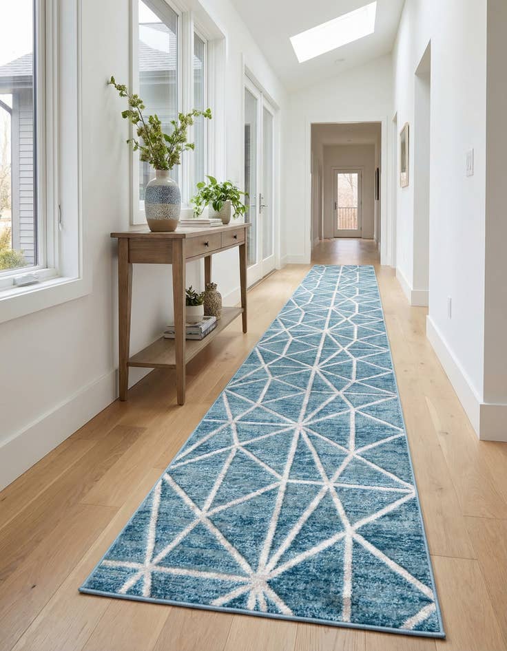 Detail image of 2' 7 x 16' 5 Lattice Trellis Runner Rug