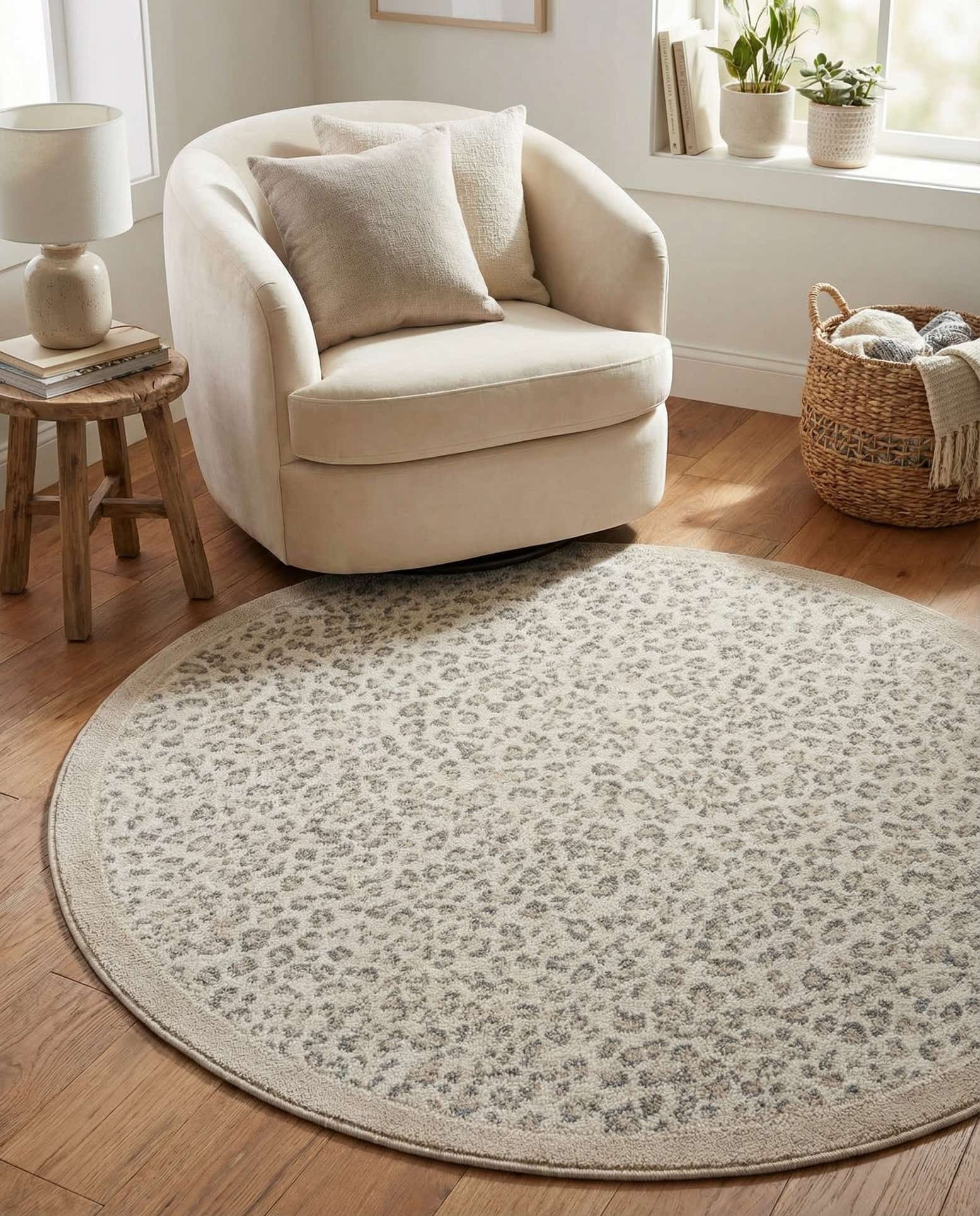 5' x 5' Savannah Round Rug