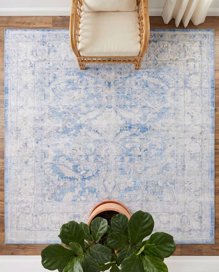 7' 6 x 7' 6 Washable Timeless Square Rug