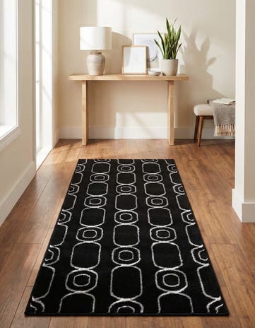 Black and Silver Vogue Geo Runner Rug