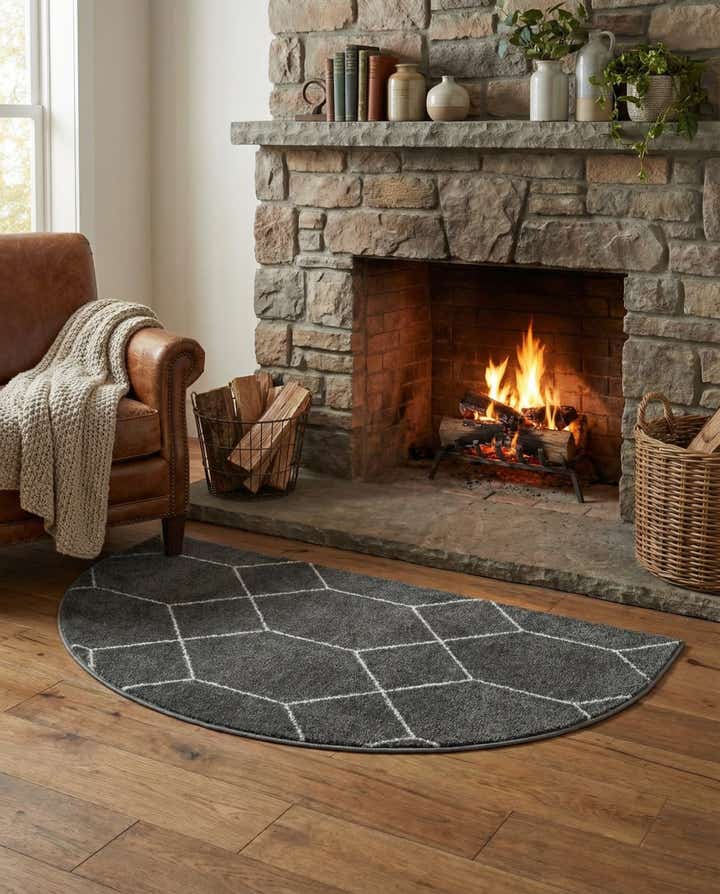 3' x 6' Lattice Frieze Hearth Rug