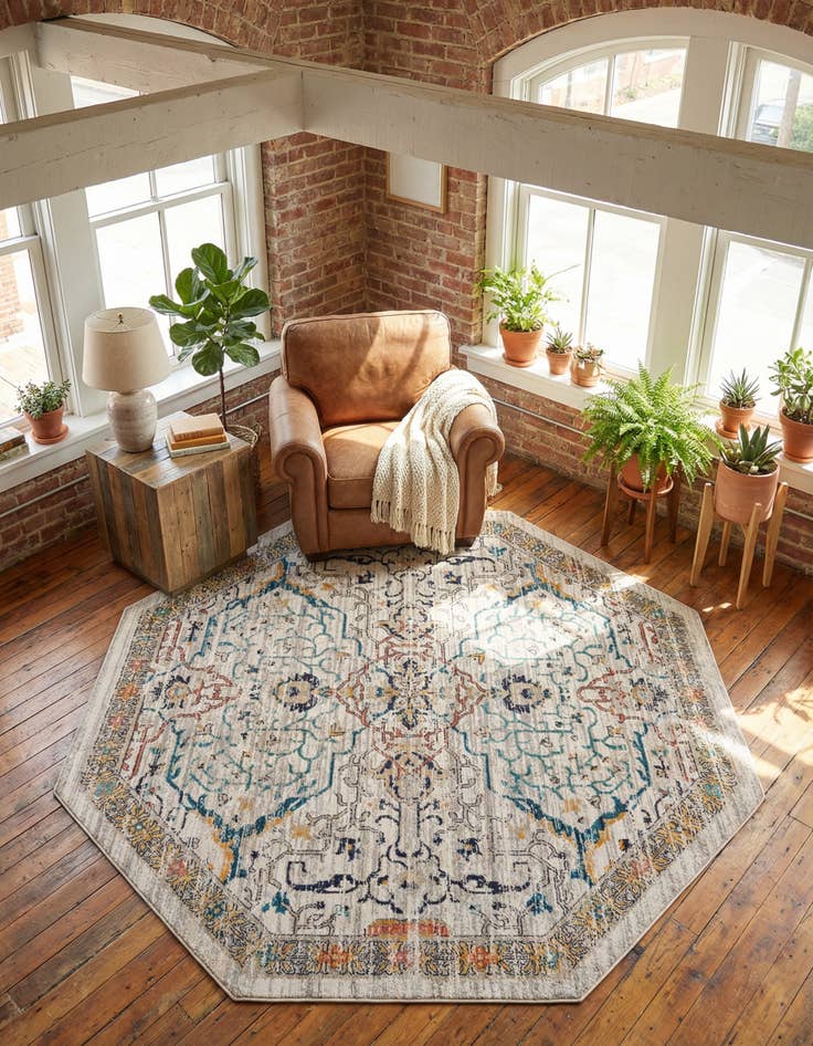 Detail image of 7' 10 x 7' 10 Lola Octagon Rug