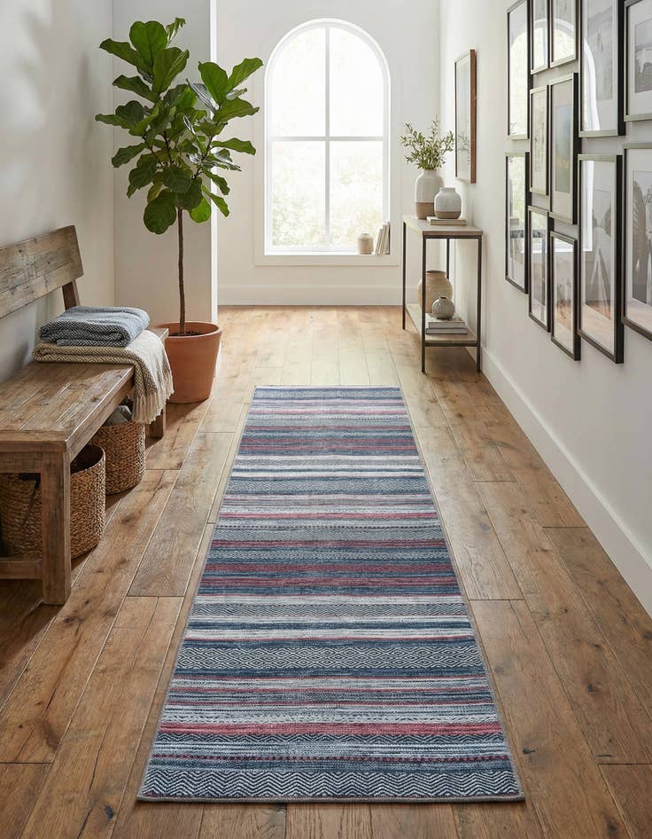 Detail image of 2' 7 x 10' Washable Yara Runner Rug